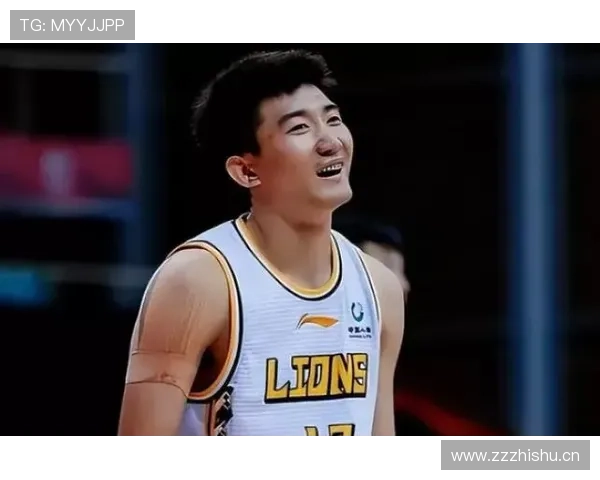 孙铭徽赛场像战士，刷到他生活照我差点以为走进了土豪打卡点